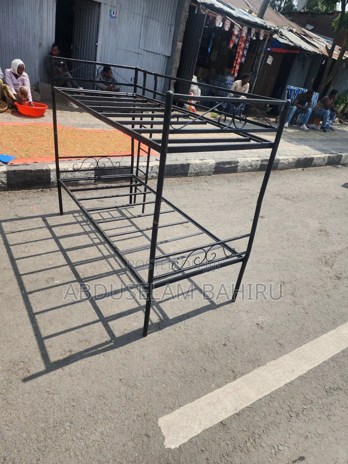 Used Double Bed ያገለገለ ተደራራቢ አልጋ