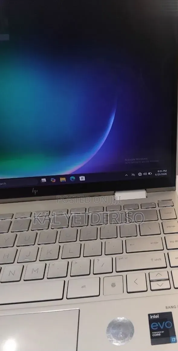 New Laptop HP Envy x360 8GB Intel Core i7 SSD 512GB