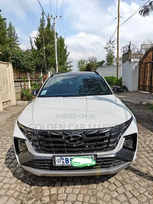 Hyundai Tucson 2021 White
