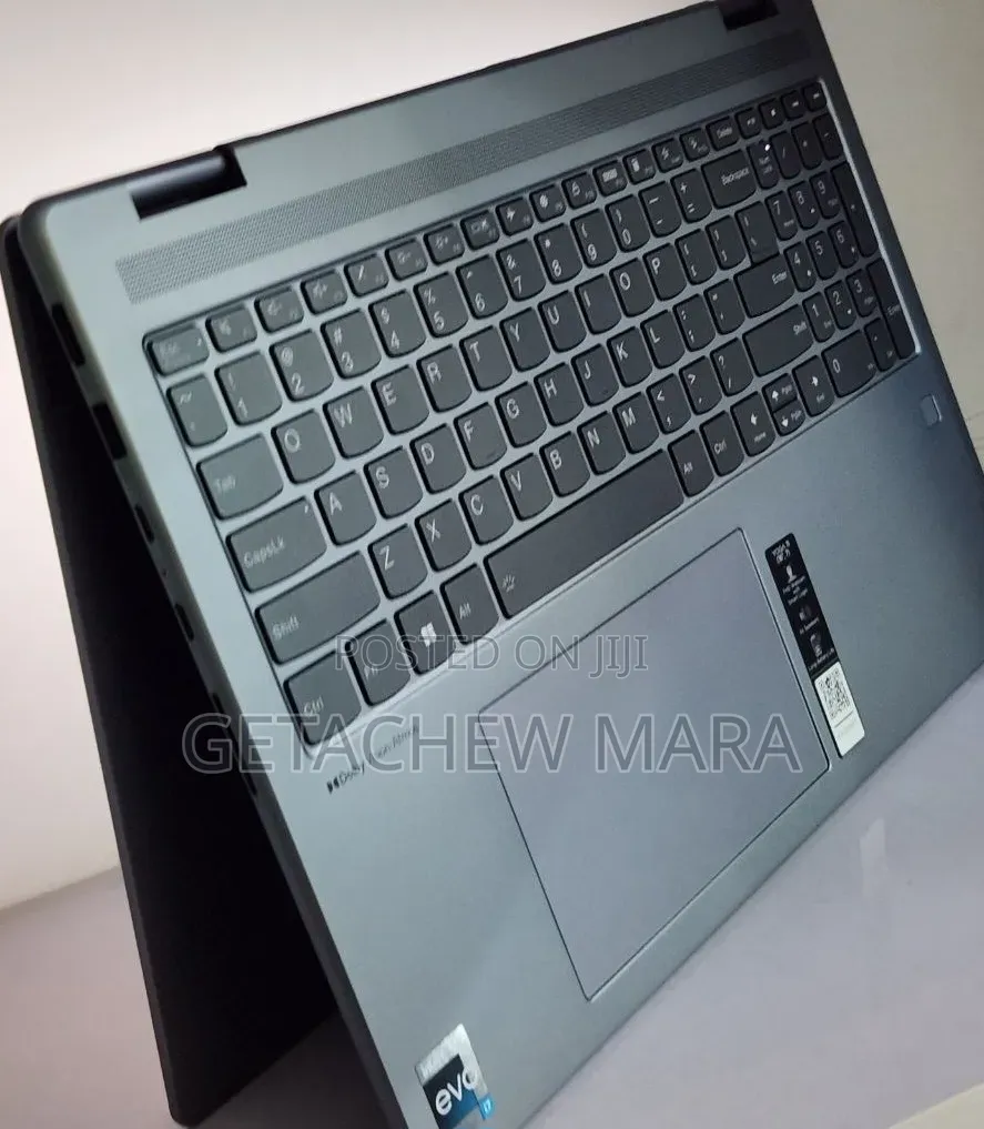 New Laptop Lenovo ThinkPad Yoga 16GB Intel Core i7 SSD 512GB