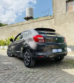 Suzuki Baleno 2022 Gray