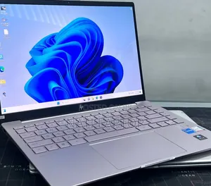 New Laptop HP Pavilion 14 16GB Intel Core i7 SSD 1T