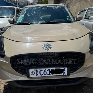 Suzuki Swift 2024 White