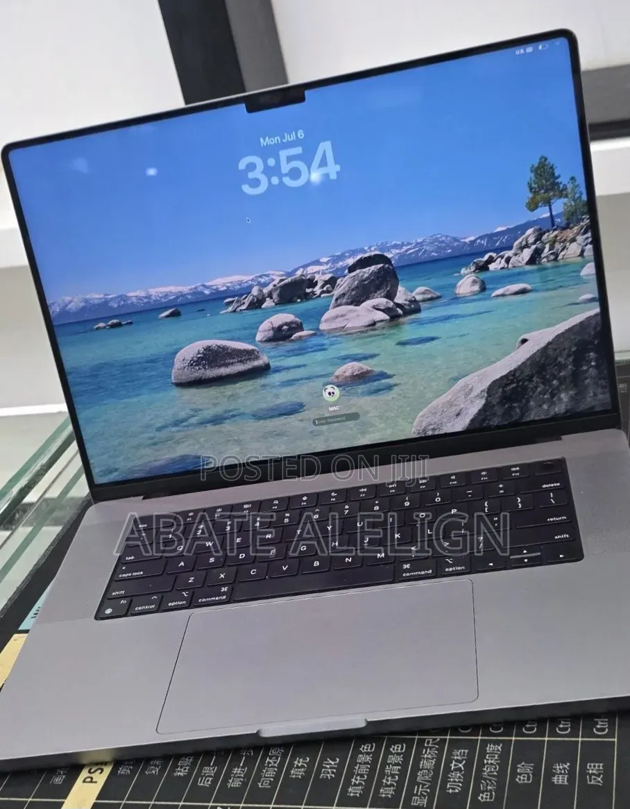 New Laptop Apple MacBook Pro 2021 M1 32GB Apple M1 Max SSD 1T