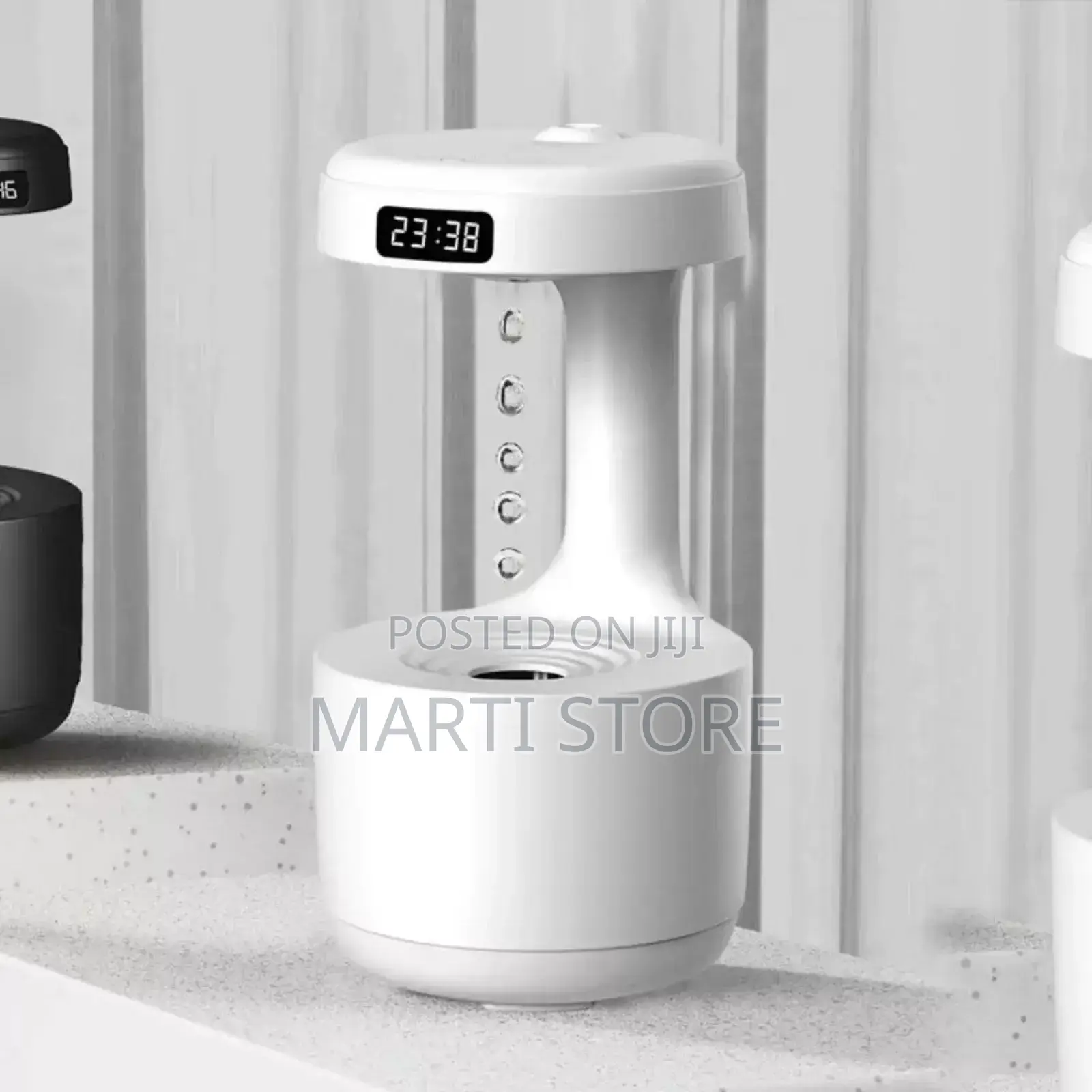 Anti-Gravity Humidifier