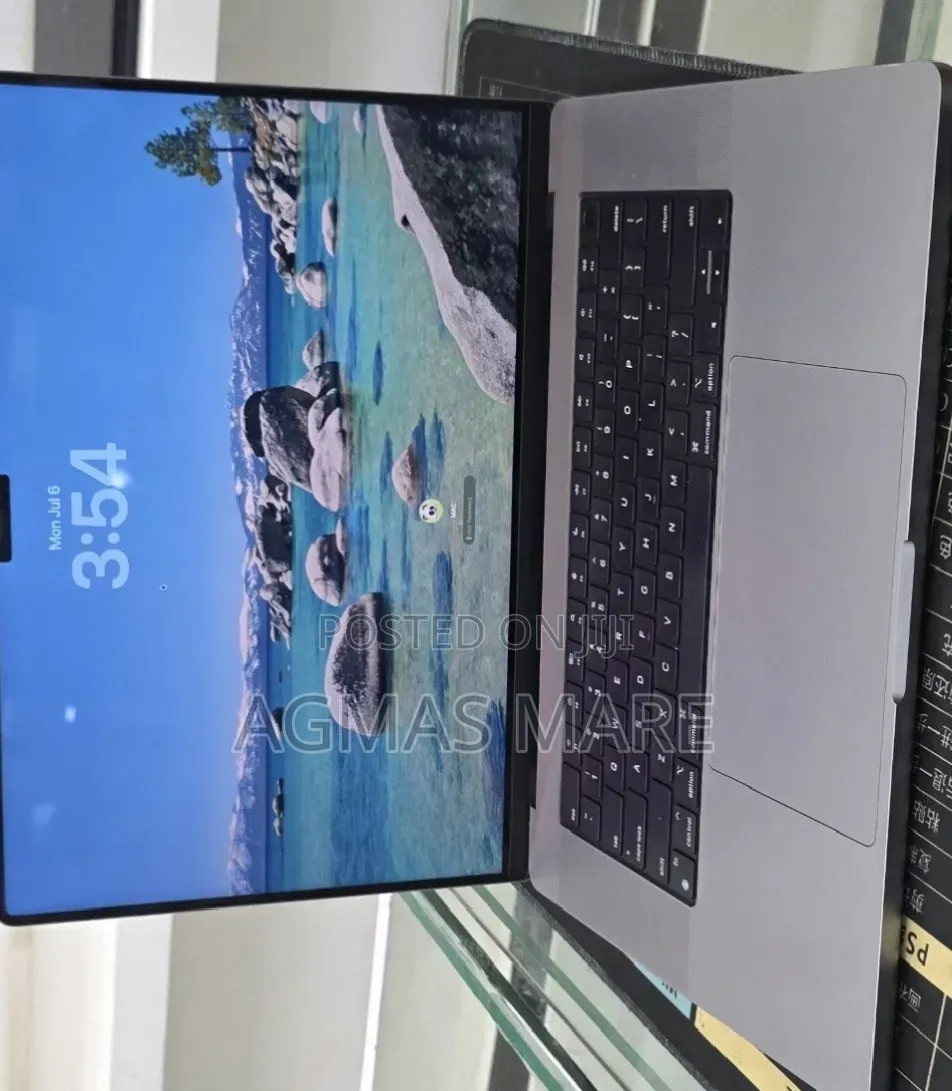 New Laptop Apple MacBook Pro 2021 M1 Max 32GB Apple M1 Max SSD 1T