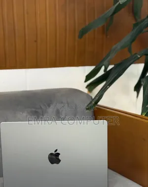 New Laptop Apple MacBook Pro 2021 M1 16GB Apple M1 Pro SSD 512GB