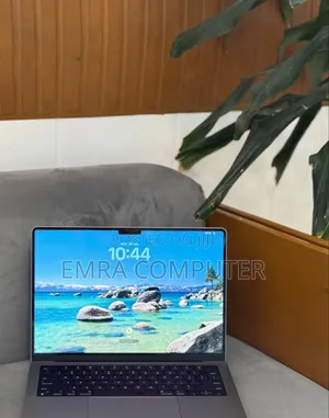 New Laptop Apple MacBook Pro 2021 M1 16GB Apple M1 Pro SSD 512GB