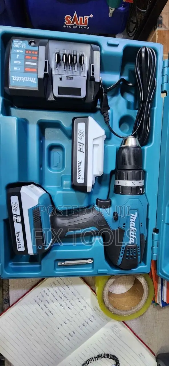 Original Makita 18v Cordless Combi Hammer Drill Kit,