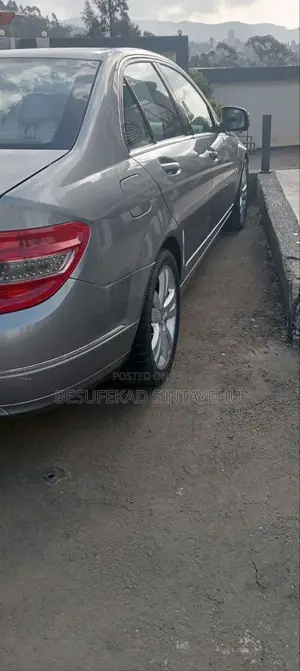 Mercedes-Benz C180 2008 Gray