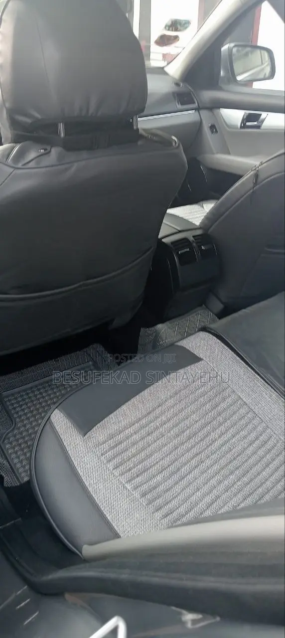 Mercedes-Benz C180 2008 Gray