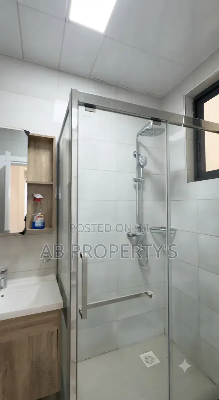 Furnished 1bdrm Apartment in ሲኤምሲ ሚካኤል, Yeka for sale