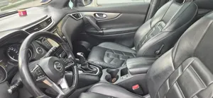 Nissan Qashqai 2018 Brown