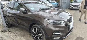Nissan Qashqai 2018 Brown