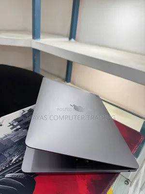 New Laptop Apple MacBook Pro 2021 M1 16GB Apple M1 Pro SSD 512GB