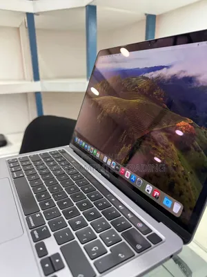 New Laptop Apple MacBook Pro 2021 M1 16GB Apple M1 Pro SSD 512GB