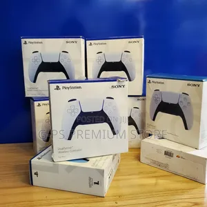 The Heart of Playstation: Original Ps5 Dualsense"