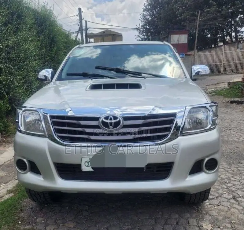 Toyota Hilux 2008 Silver