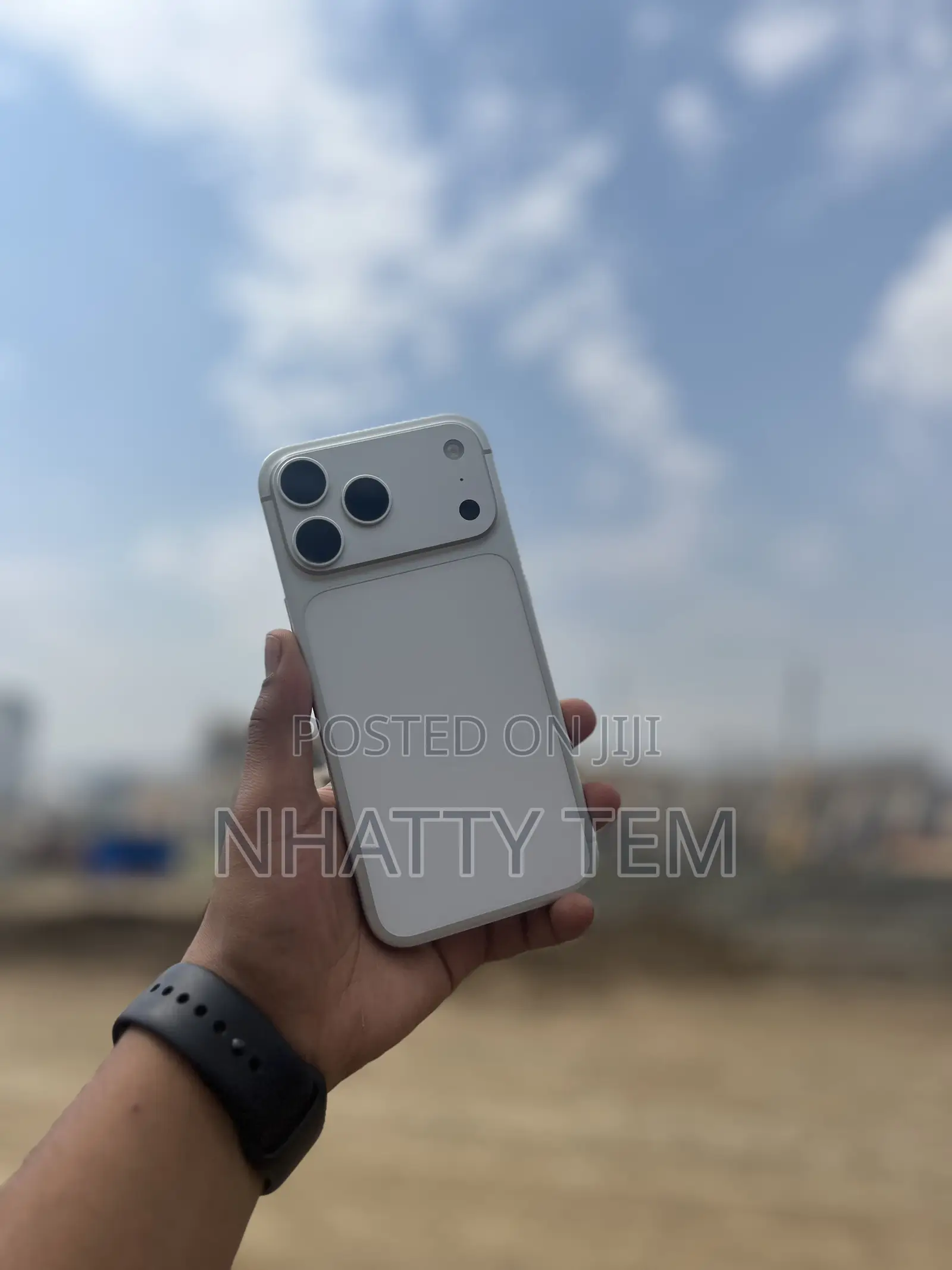New Apple iPhone 17 Pro Max 256 GB Silver