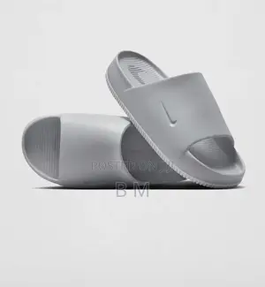 Nike Calm Slides