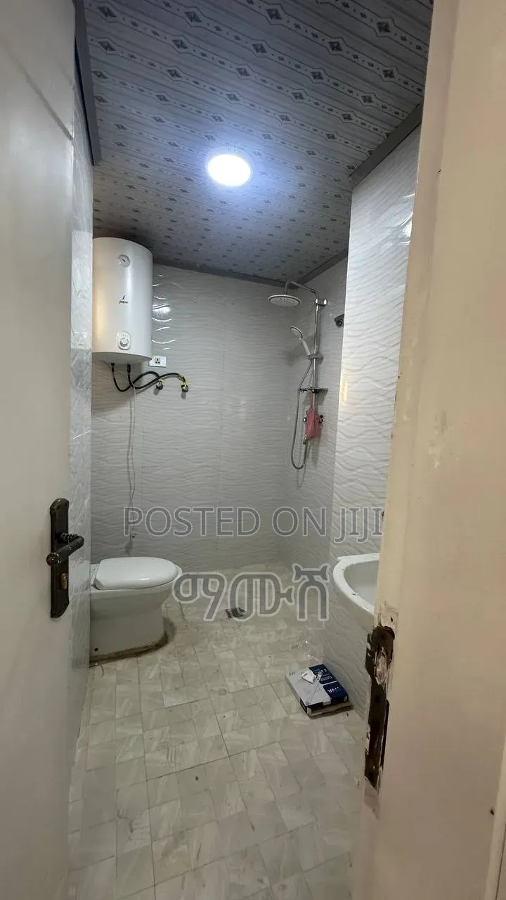 Furnished 3bdrm Condo in አያት 40/60 ኮንዶሚኒየም, Bole for sale