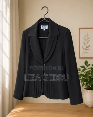 Used Like New Women Coat. Size L