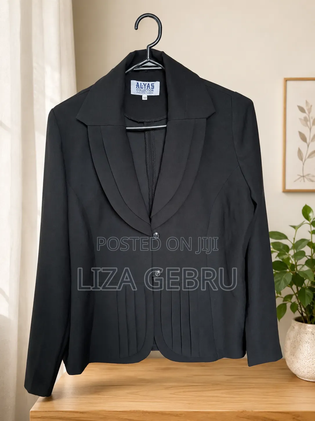 Used Like New Women Coat. Size L