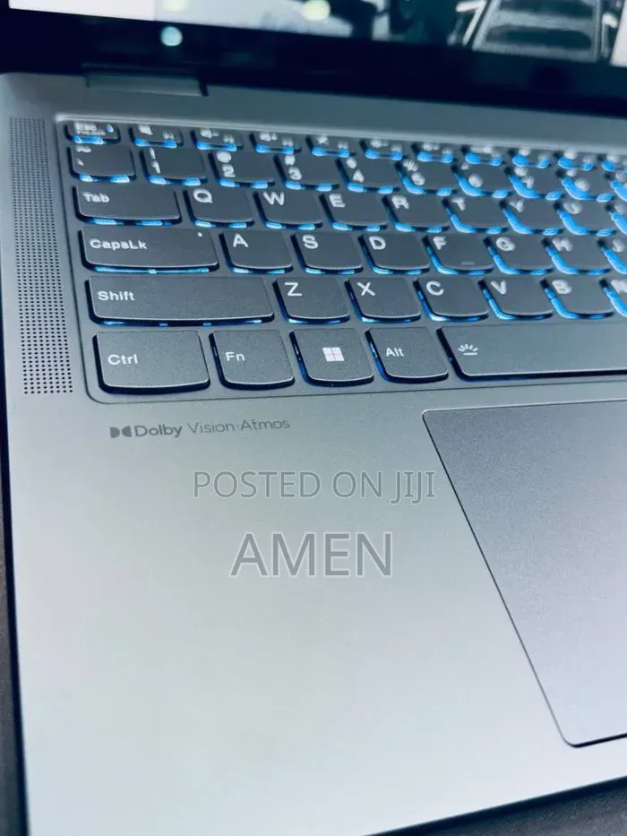 New Laptop Lenovo Yoga 7i 16GB Intel Core i7 SSD 512GB