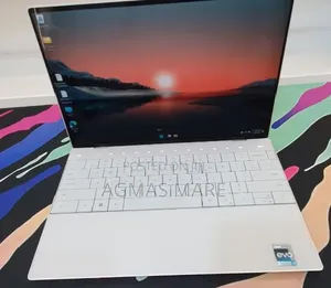 New Laptop Dell XPS 13 32GB Intel Core i7 SSD 512GB