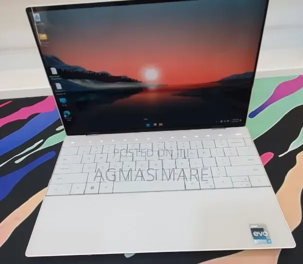 New Laptop Dell XPS 13 32GB Intel Core i7 SSD 512GB