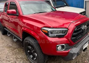 Toyota Tacoma 2019 Red