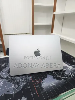 New Laptop Apple MacBook 16GB Apple M2 SSD 256GB