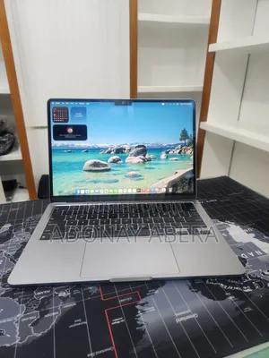 New Laptop Apple MacBook 16GB Apple M2 SSD 256GB