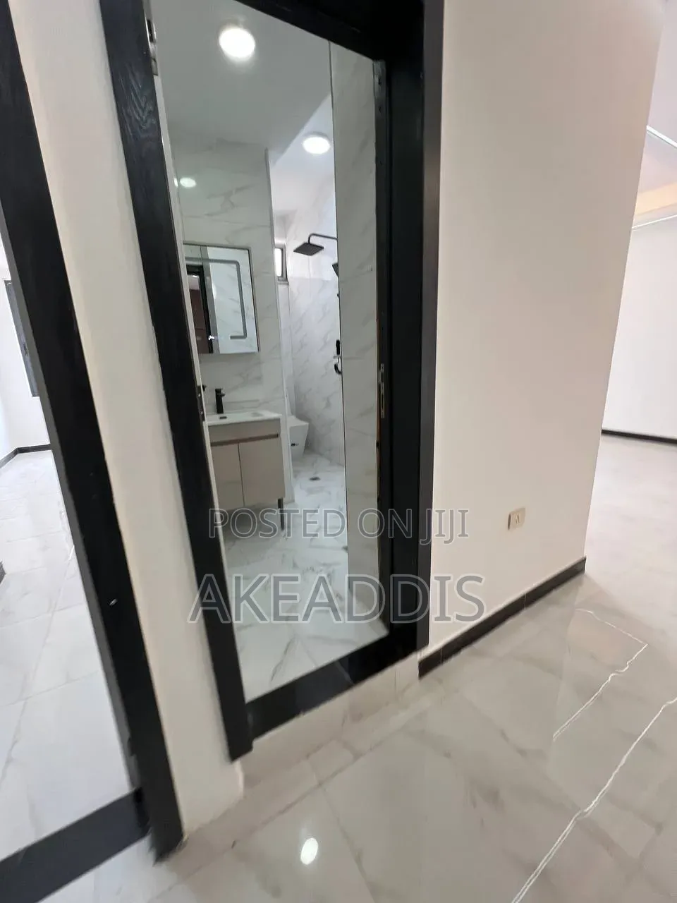 Furnished 3bdrm Apartment in Cmc, Bole for sale