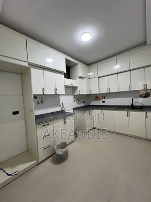 Furnished 3bdrm Apartment in Cmc, Bole for sale