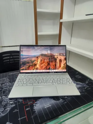 New Laptop HP Envy 13-ba 16GB Intel Core i5 SSD 512GB