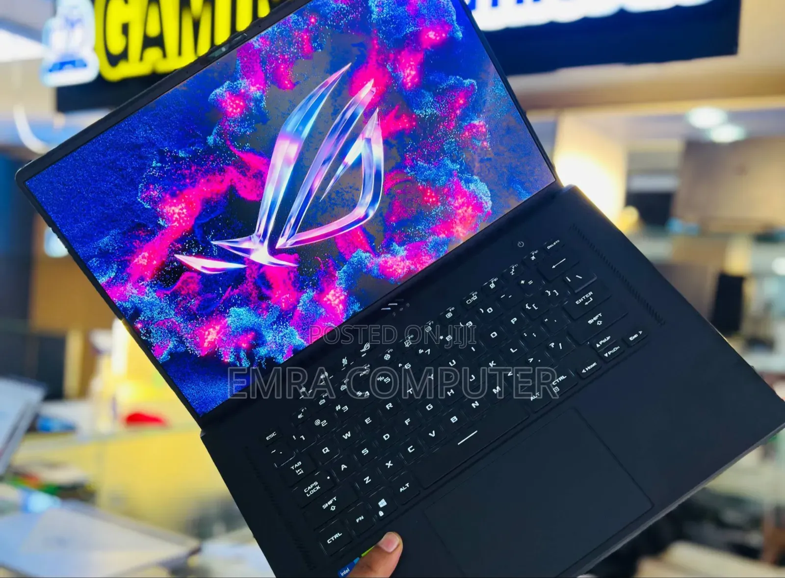 New Laptop Asus ROG Zephyrus M16 16GB Intel Core i7 SSD 512GB