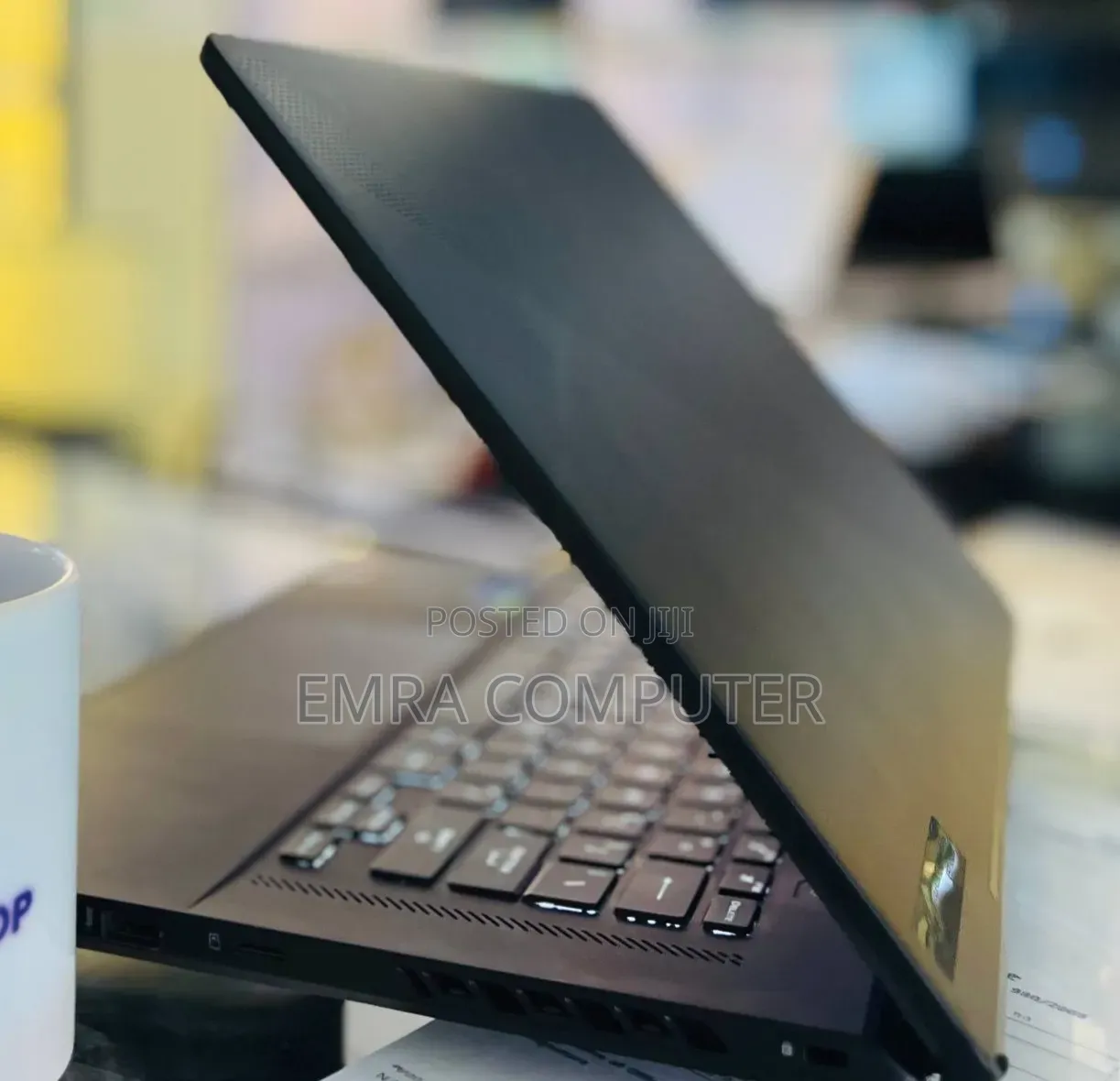 New Laptop Asus ROG Zephyrus M16 16GB Intel Core i7 SSD 512GB