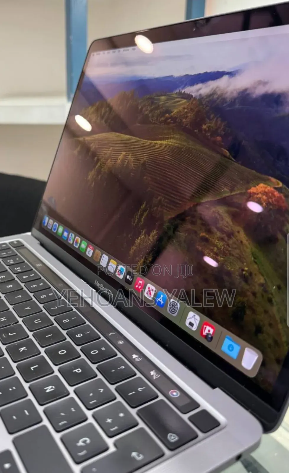 New Laptop Apple MacBook Pro 2021 M1 16GB Apple M1 SSD 512GB