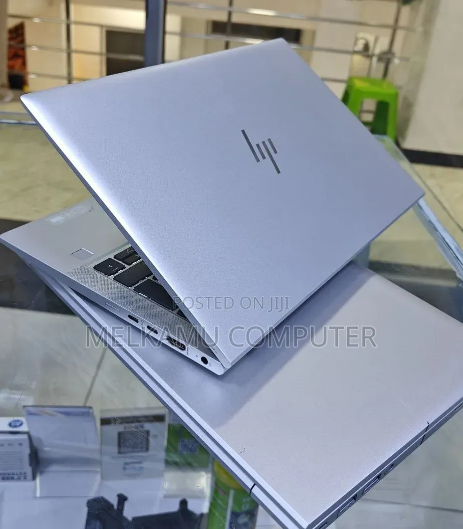 New Laptop HP EliteBook 845 G7 16GB AMD Ryzen 5 SSD 512GB