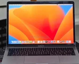 New Laptop Apple MacBook Pro 2017 16GB Intel Core i5 SSD 512GB