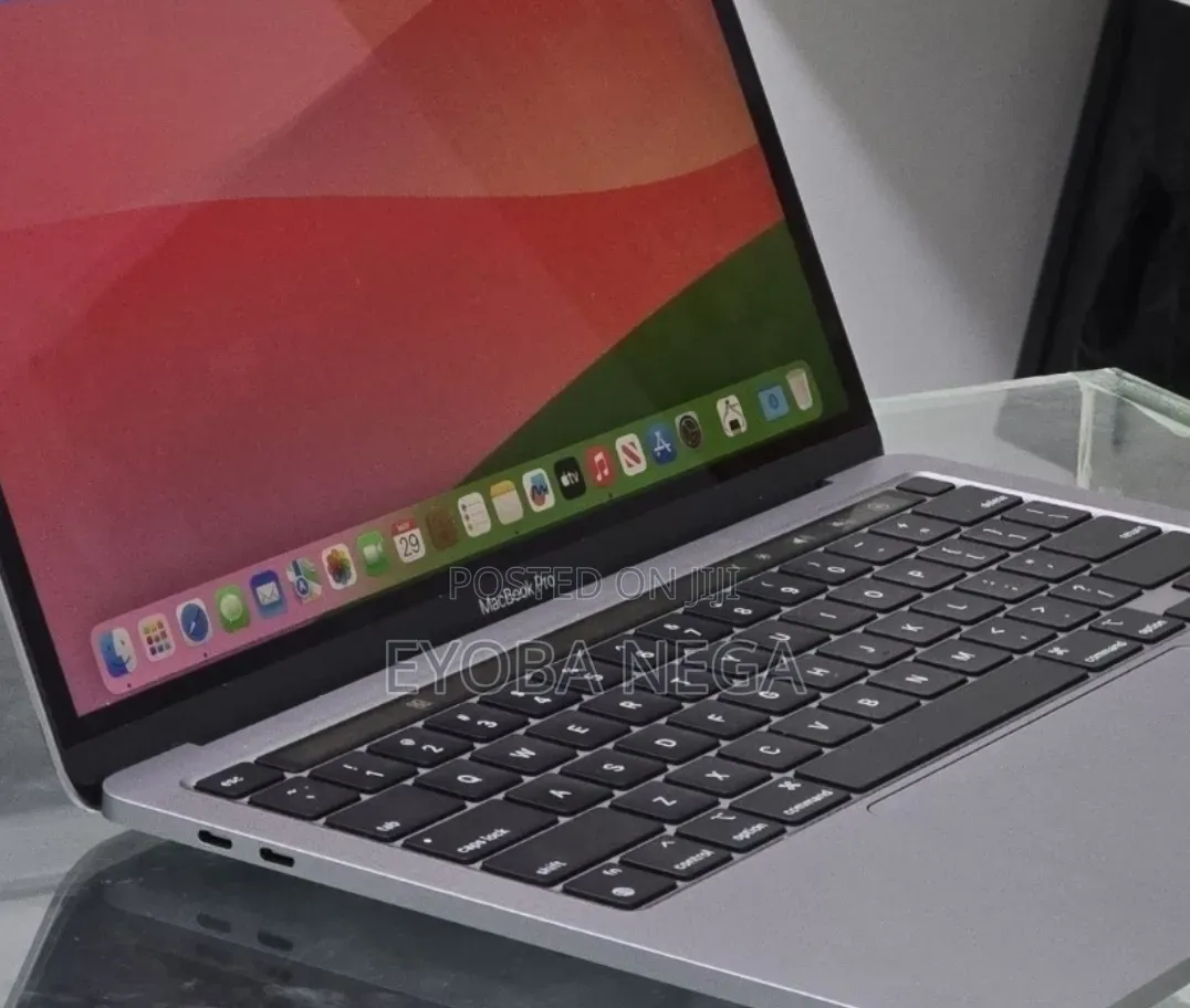 Laptop Apple MacBook Pro 2021 M1 8GB Apple M1 SSD 512GB