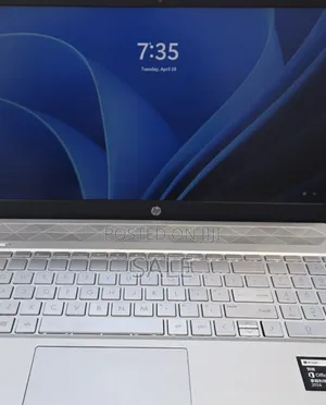 New Laptop HP Pavilion 15 8GB Intel Core i5 SSD 512GB