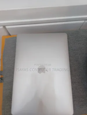 New Laptop Apple MacBook Air 2020 M1 8GB Apple M1 SSD 256GB