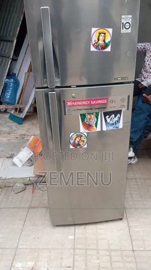 Refrigerator Like New