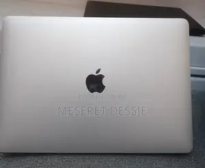 New Laptop Apple 8GB Apple M1 Pro SSD 256GB