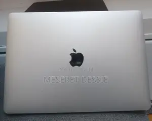 New Laptop Apple 8GB Apple M1 Pro SSD 256GB