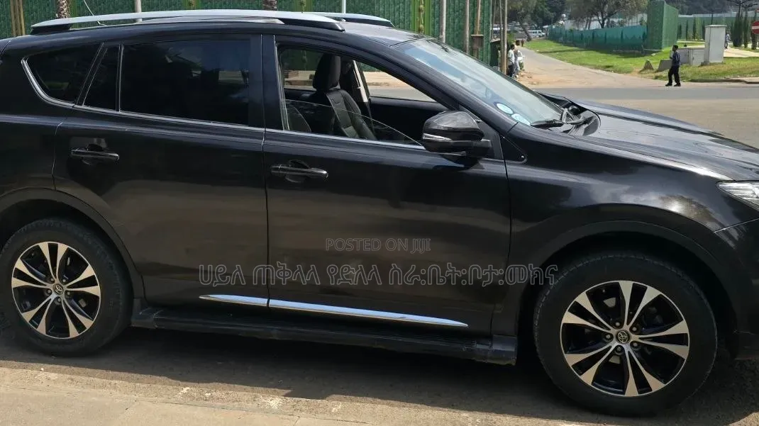 Toyota RAV4 2015 Black