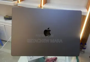 New Laptop Apple MacBook Pro 2021 M1 32GB Apple M1 Pro SSD 512GB