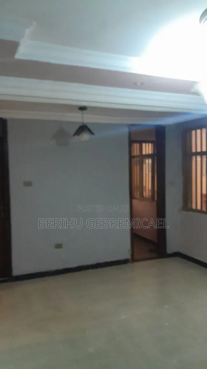 2bdrm Condo in ጀሞ, Nifas Silk-Lafto for rent